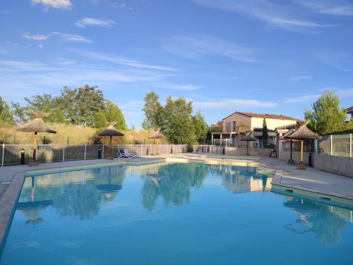 Апартаменти L'Arbois - T2 Avec Piscine Entre Aix Et Marseille Кабріє Екстер'єр фото