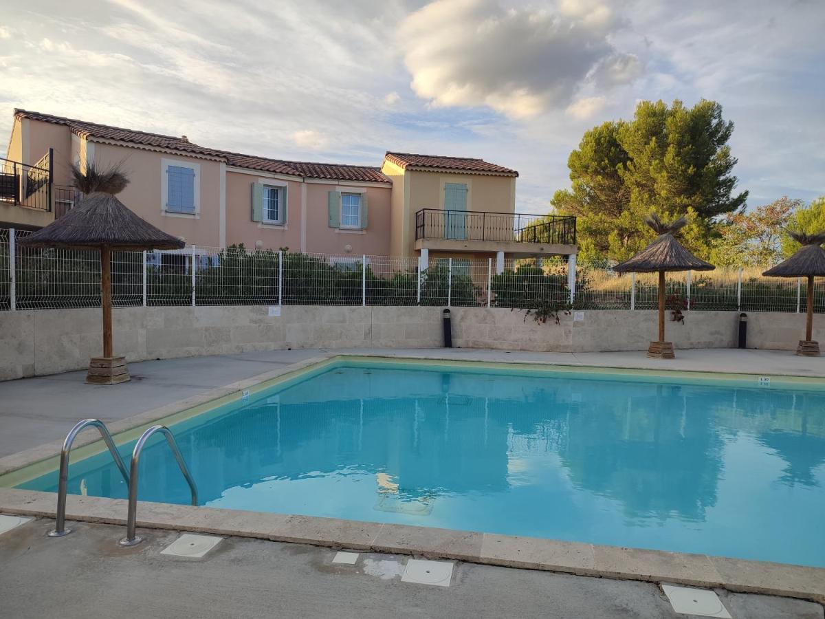 Апартаменти L'Arbois - T2 Avec Piscine Entre Aix Et Marseille Кабріє Екстер'єр фото