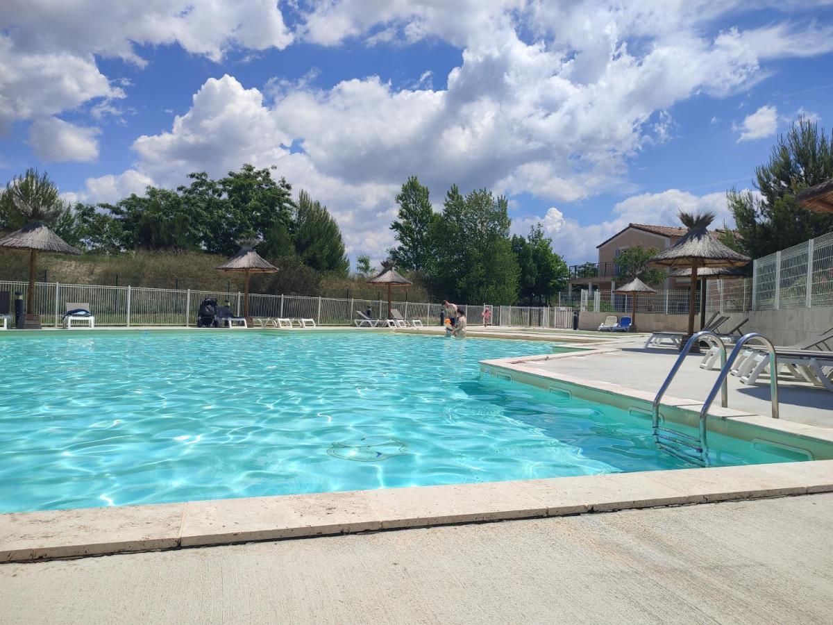 Апартаменти L'Arbois - T2 Avec Piscine Entre Aix Et Marseille Кабріє Екстер'єр фото